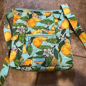 NWOT Vera Bradley Lemon Crossbody bag